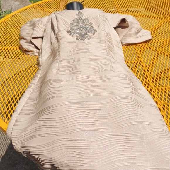 NWT KM Collections Milla Bell Size 6 Tan Formal Dress Evening w/Jacket, bejewel - Picture 2 of 7